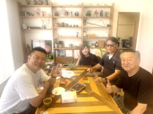 会食シーン